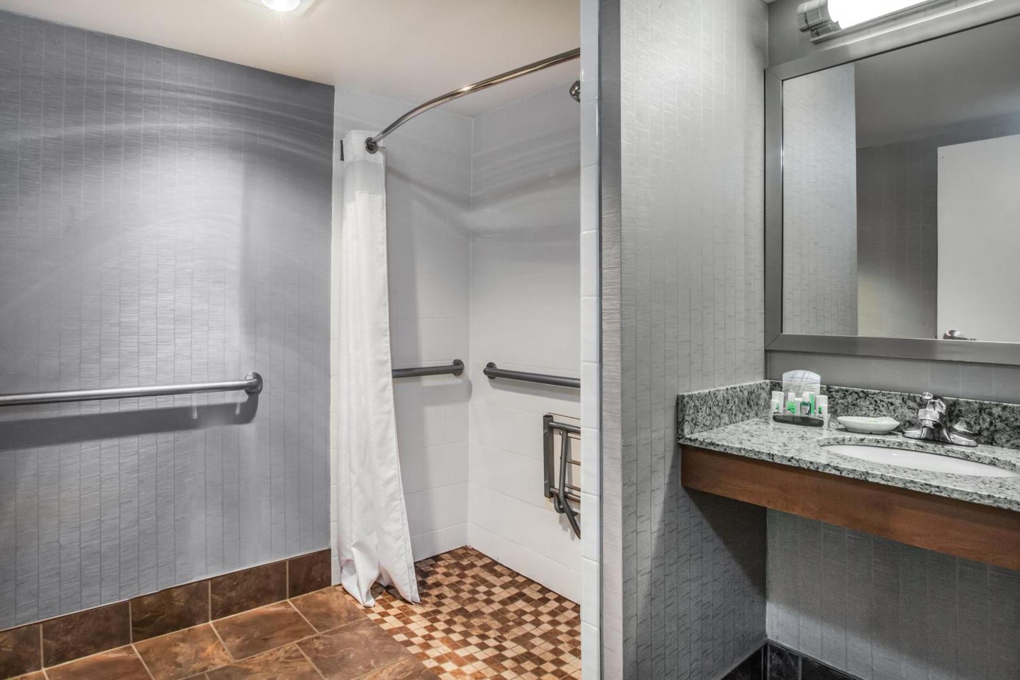 Holiday Inn Saratoga Springs By Ihg Bilik gambar
